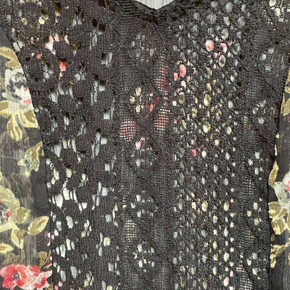 Xhileration Popover Kimono, Sheer Black Floral Flowy Crocheted Oversized, XS/S - Picture 6 of 9
